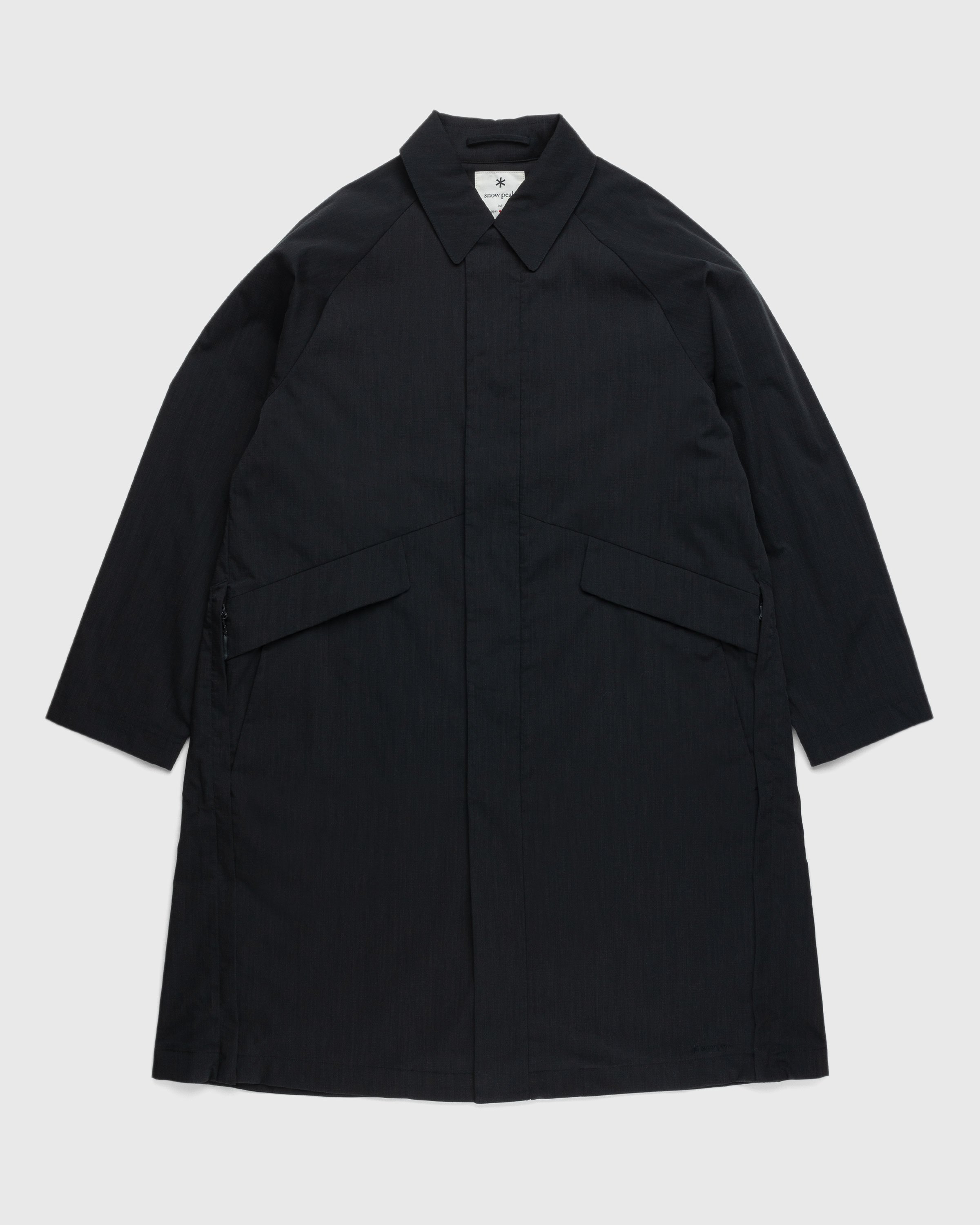 Snow Peak – Fire-Resistant Stretch Coat Black | Highsnobiety Shop
