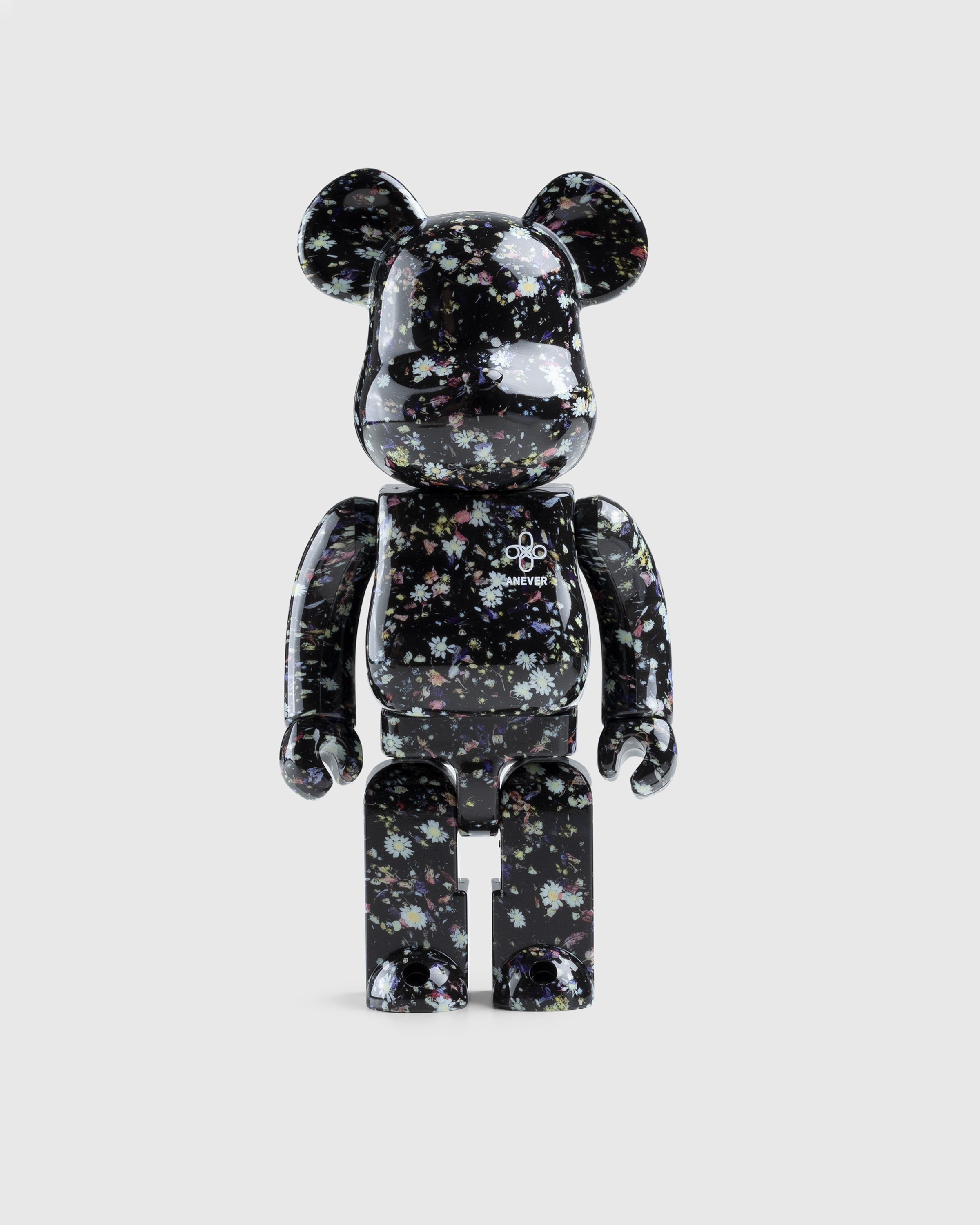 Medicom – Be@rbrick Anever 1000% Black | Highsnobiety Shop