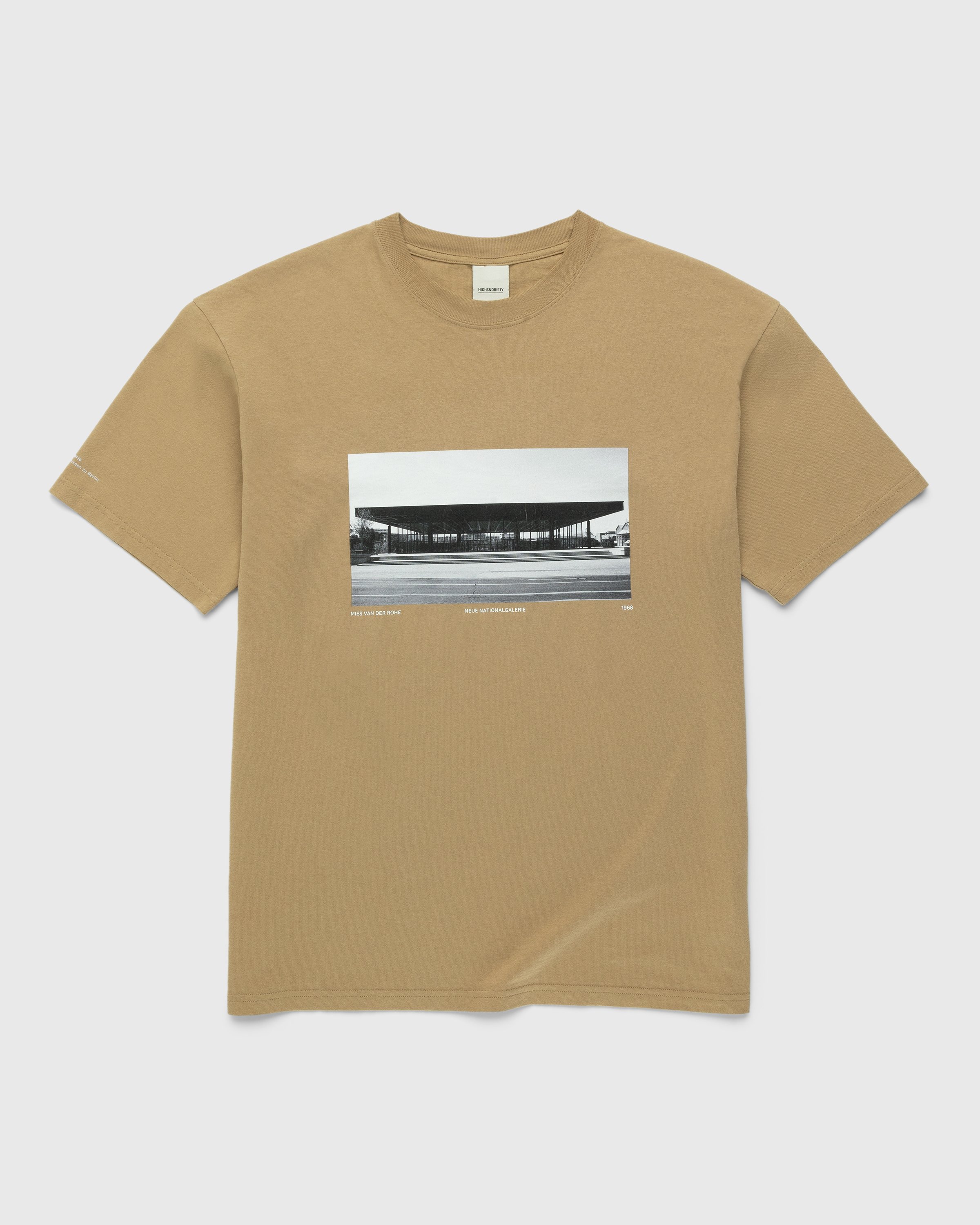 neue-nationalgalerie-x-highsnobiety-berlin-berlin-3-mies-t-shirt
