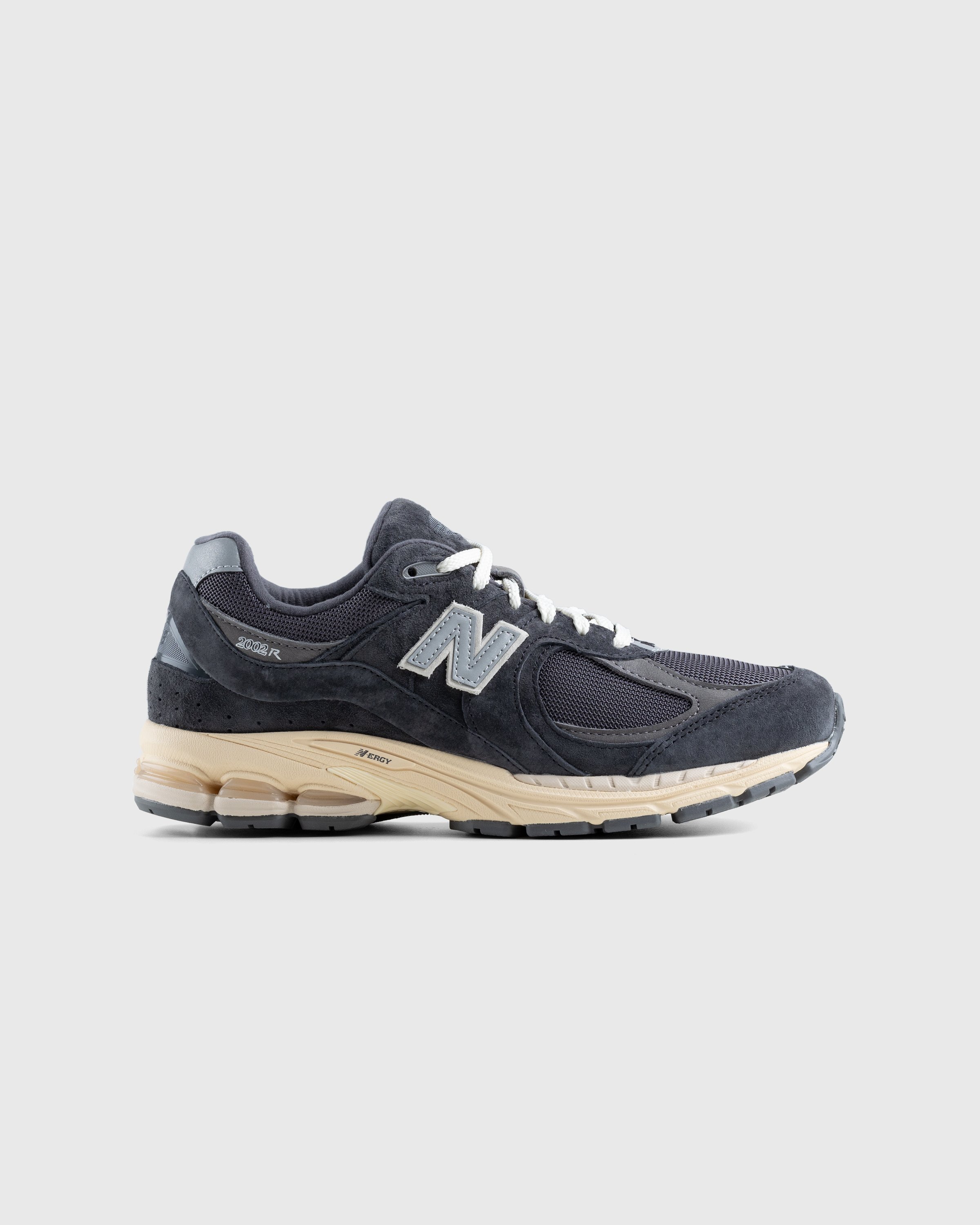 New Balance – M2002RHO Phantom | Highsnobiety Shop